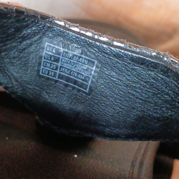 FITFLOPFitFlop Petra™ Toe-Thong Jewelled Sandals In Pewter Size 6 - Picture 9 of 12